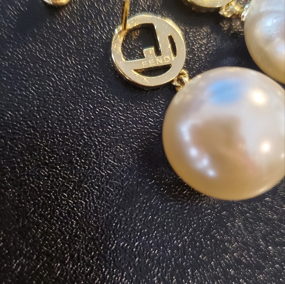 Fendi F is Fendi Crystal Logo Pearl Drop Earrings - Picture 4 of 10